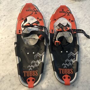 Tubbs Adult Snowshoes 21" x 8.5" EXCELLENT "Escape" Lightweight Adj Bindings USA